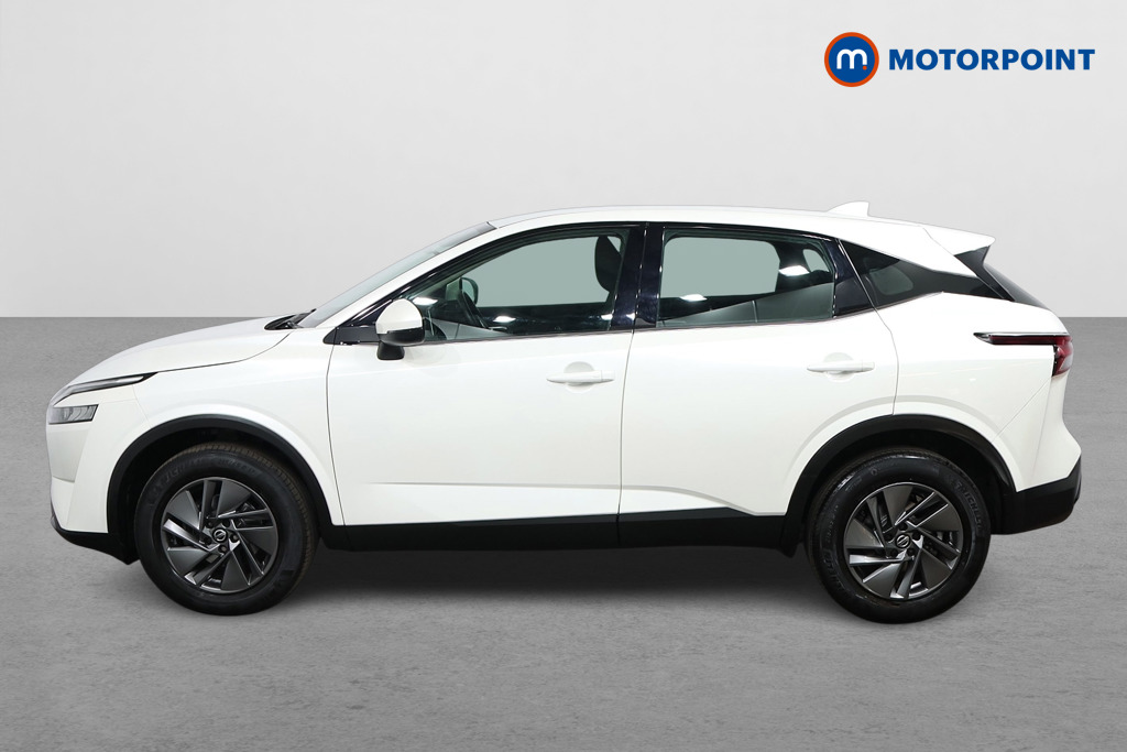 Nissan Qashqai Acenta Premium Automatic Petrol SUV - Stock Number (1539711) - Passenger side
