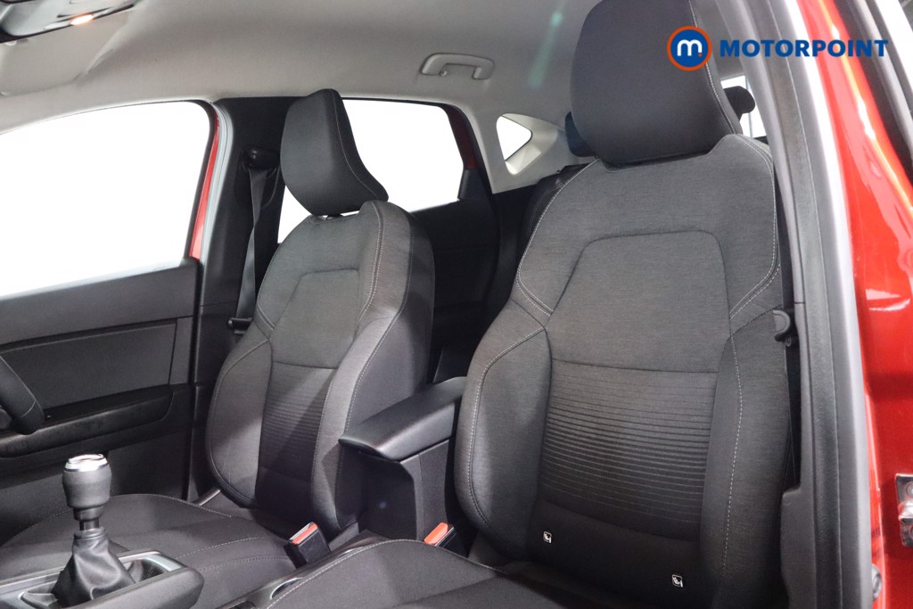 Renault Captur Iconic Manual Petrol SUV - Stock Number (1540179) - 4th supplementary image