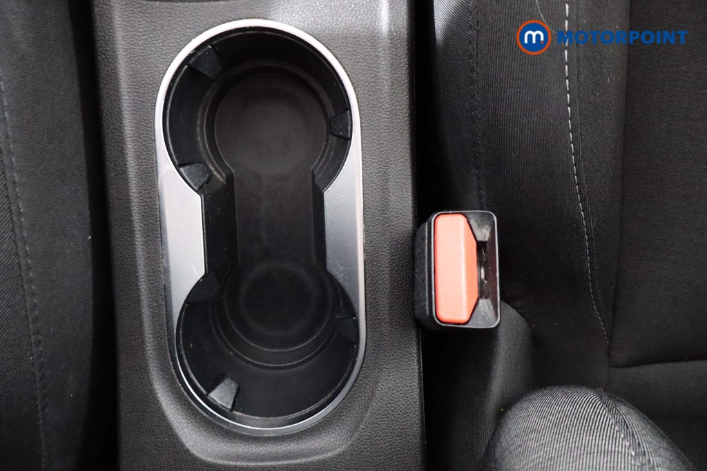 Renault Captur Iconic Manual Petrol SUV - Stock Number (1540179) - 16th supplementary image