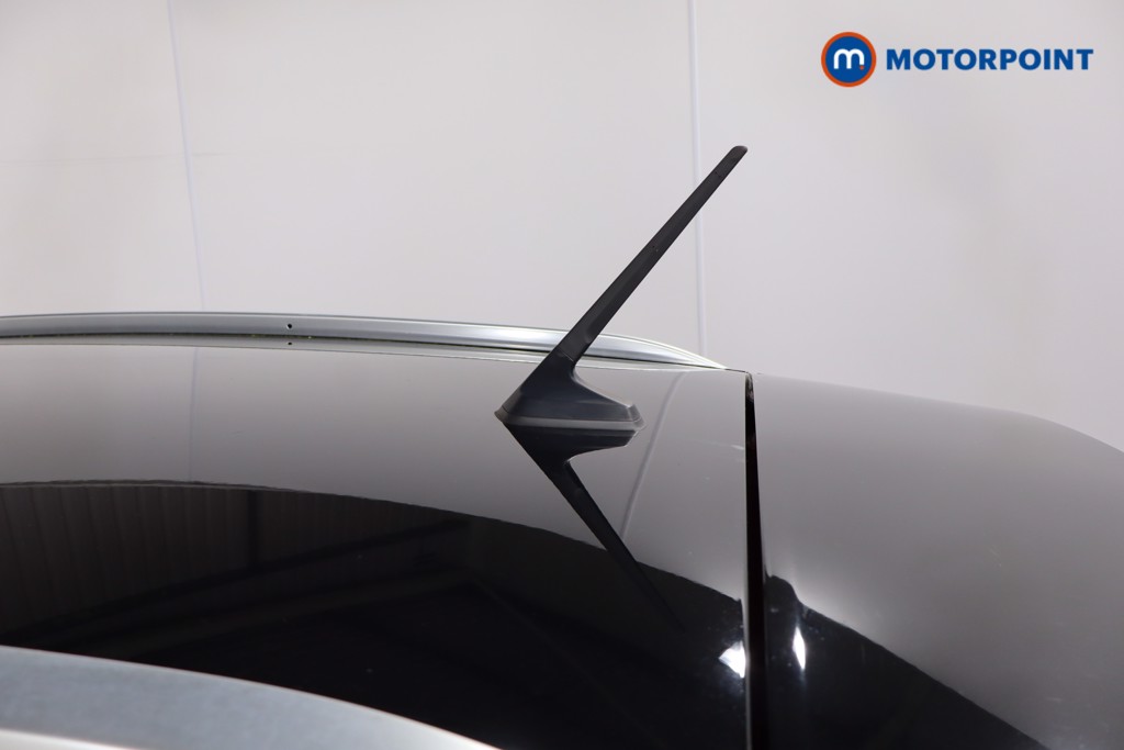 Renault Captur Iconic Manual Petrol SUV - Stock Number (1540179) - 18th supplementary image