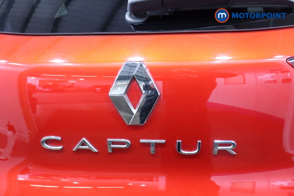 Renault Captur Iconic Manual Petrol SUV - Stock Number (1540179) - 25th supplementary image