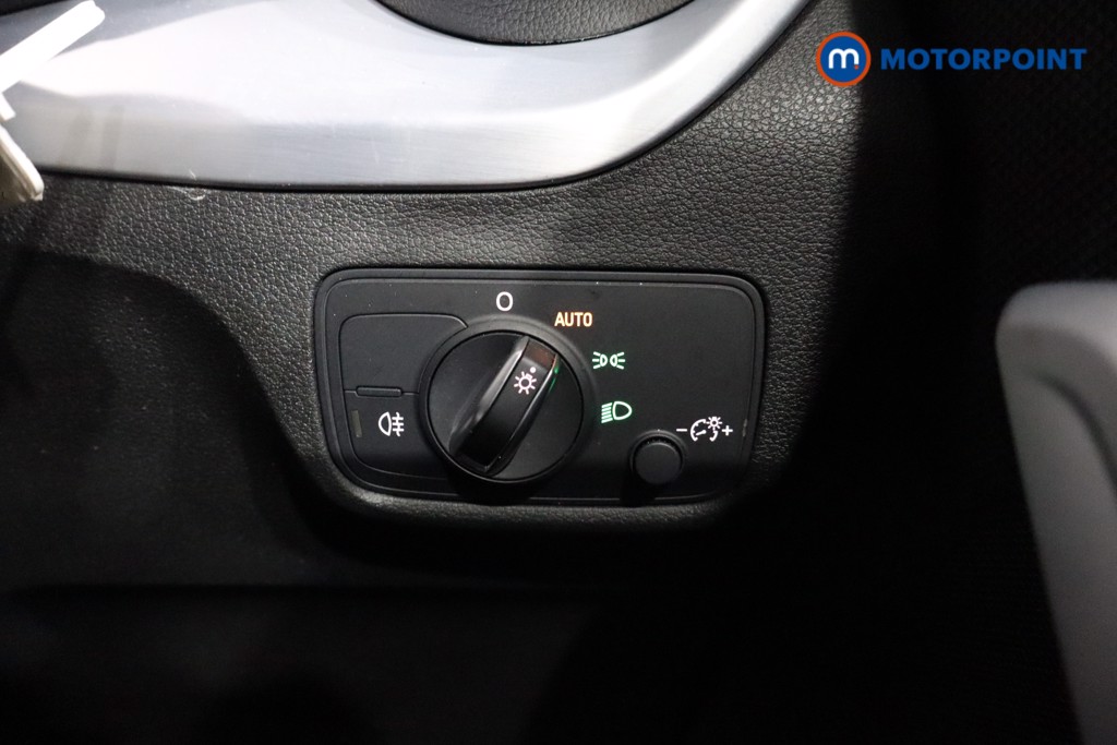 Audi Q2 Black Edition Automatic Petrol SUV - Stock Number (1543748) - 18th supplementary image
