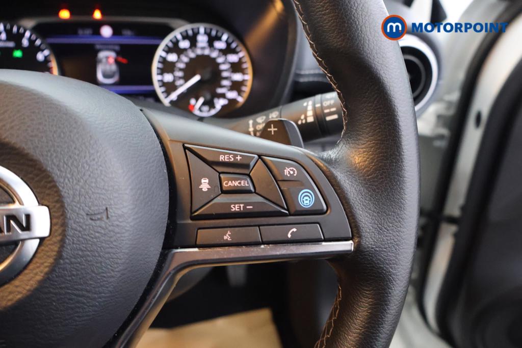 Nissan Juke Tekna Automatic Petrol SUV - Stock Number (1531964) - 3rd supplementary image