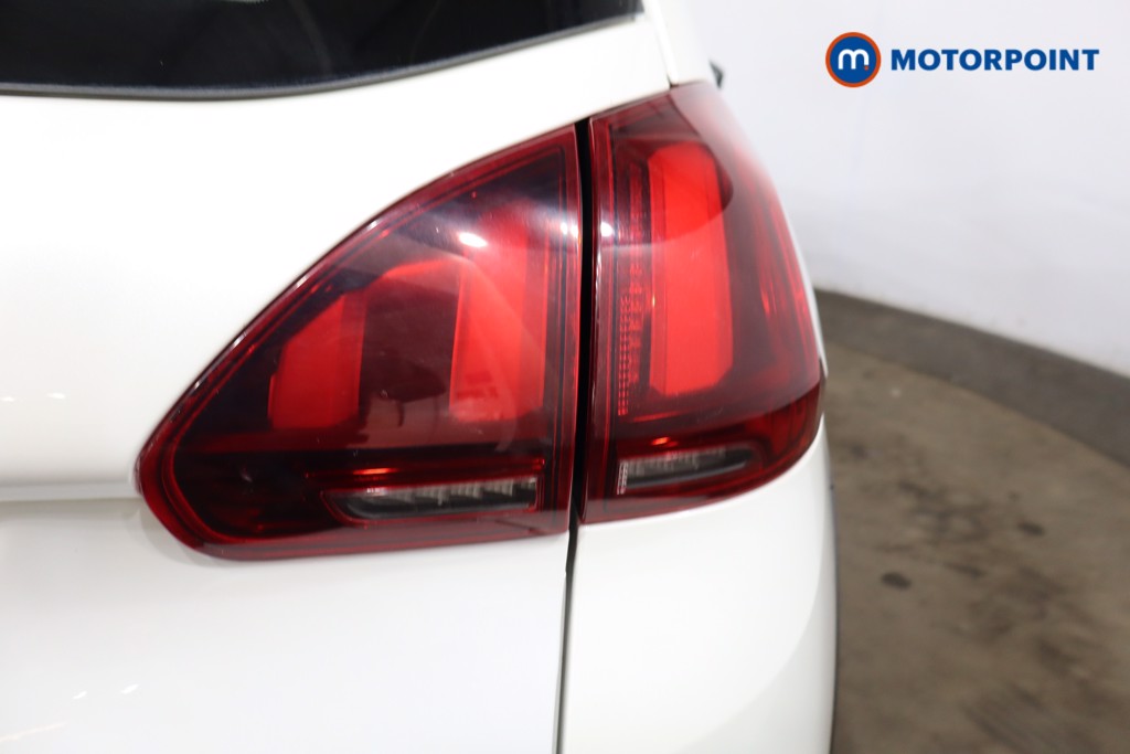 Peugeot 2008 Gt Line Manual Diesel SUV - Stock Number (1537689) - 24th supplementary image