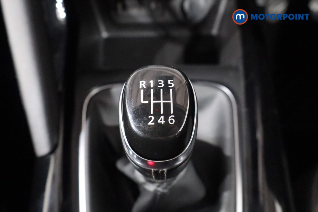Renault Kadjar Dynamique Nav Manual Petrol SUV - Stock Number (1540978) - 15th supplementary image