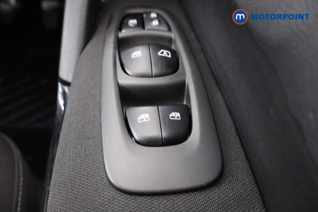 Renault Kadjar Dynamique Nav Manual Petrol SUV - Stock Number (1540978) - 17th supplementary image