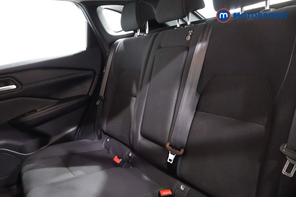Nissan Qashqai Acenta Premium Automatic Petrol SUV - Stock Number (1541359) - 5th supplementary image