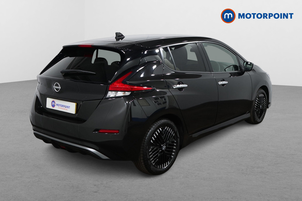 Nissan Leaf Tekna Automatic Electric Hatchback - Stock Number (1542473) - Drivers side rear corner