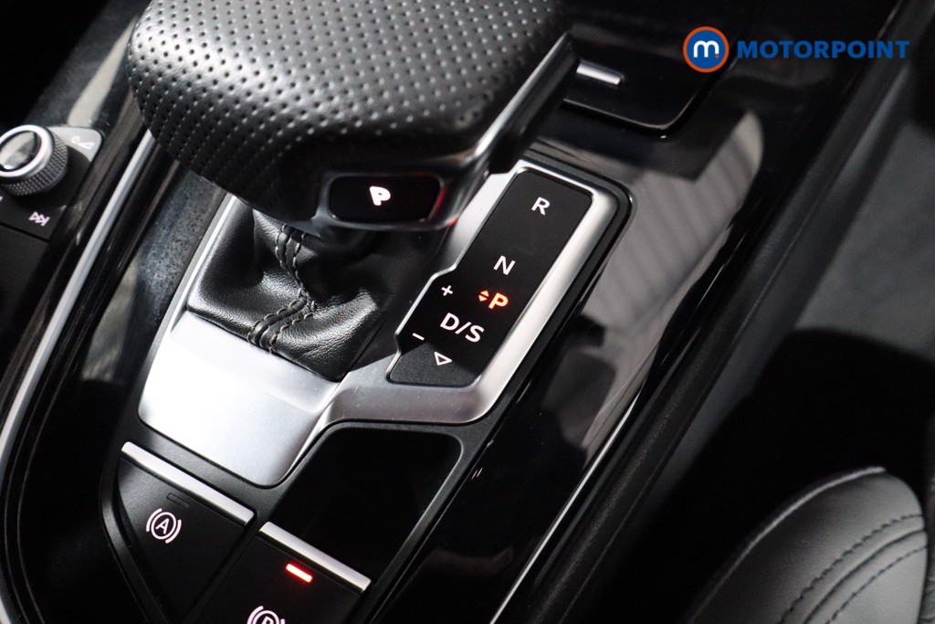Audi A4 Black Edition Automatic Diesel Saloon - Stock Number (1542938) - 17th supplementary image