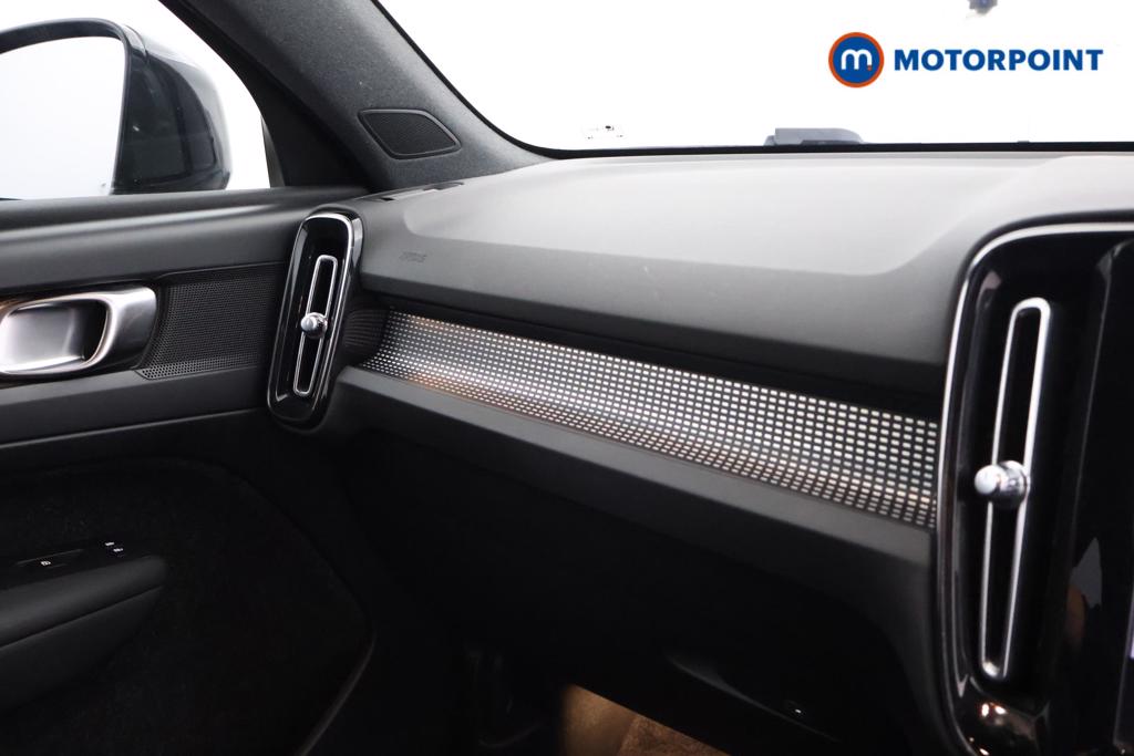 Volvo Xc40 R Design Manual Petrol SUV - Stock Number (1521070) - 7th supplementary image