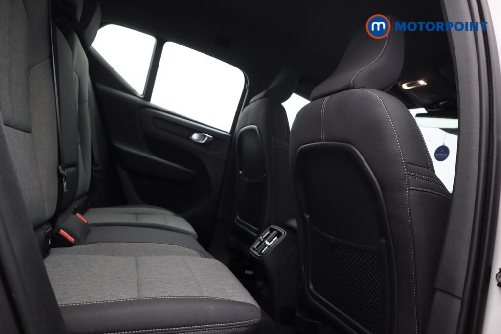 Volvo Xc40 Momentum Manual Petrol SUV - Stock Number (1528232) - 8th supplementary image