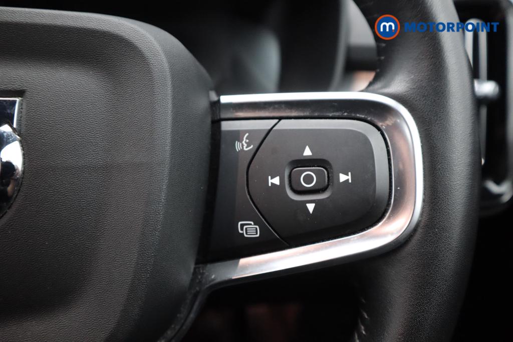 Volvo Xc40 Momentum Manual Petrol SUV - Stock Number (1528232) - 14th supplementary image