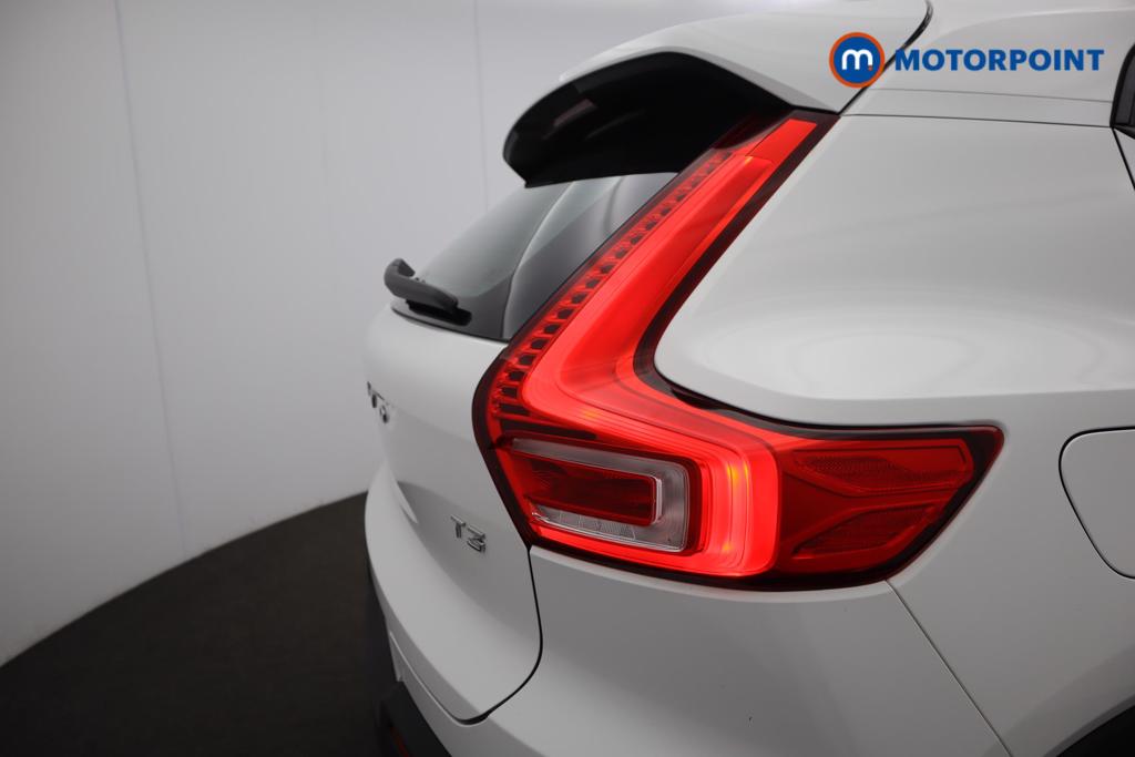 Volvo Xc40 Momentum Manual Petrol SUV - Stock Number (1528232) - 26th supplementary image