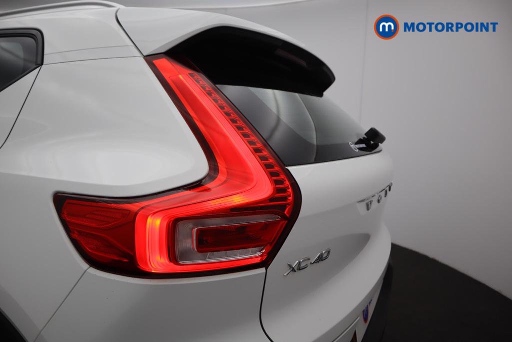 Volvo Xc40 Momentum Manual Petrol SUV - Stock Number (1528232) - 27th supplementary image