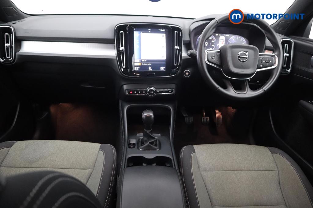 Volvo Xc40 Momentum Manual Petrol SUV - Stock Number (1528232) - 1st supplementary image