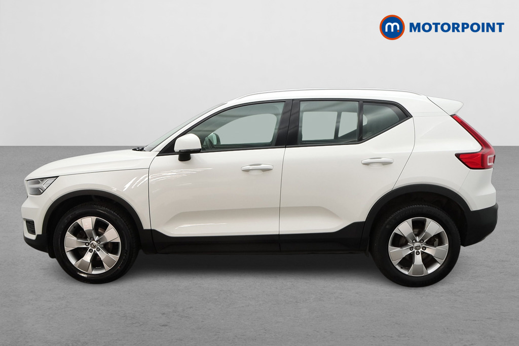 Volvo Xc40 Momentum Manual Petrol SUV - Stock Number (1528232) - Passenger side