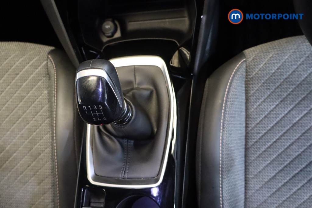 Peugeot 2008 Allure Manual Petrol SUV - Stock Number (1530013) - 6th supplementary image