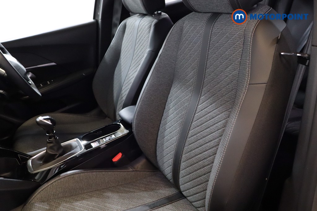 Peugeot 2008 Allure Manual Petrol SUV - Stock Number (1530013) - 12th supplementary image