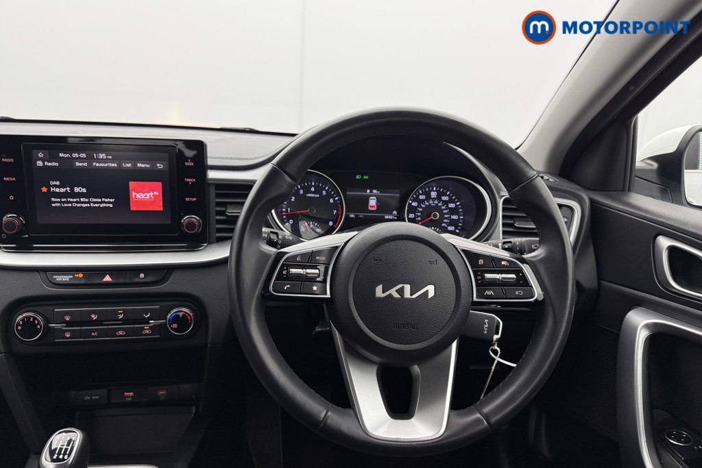 KIA Ceed 2 Manual Petrol Hatchback - Stock Number (1530331) - 2nd supplementary image