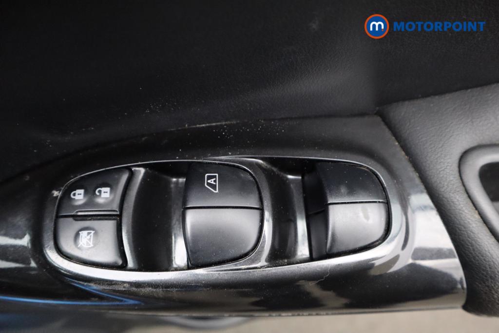 Nissan Juke Tekna Manual Petrol SUV - Stock Number (1532174) - 19th supplementary image