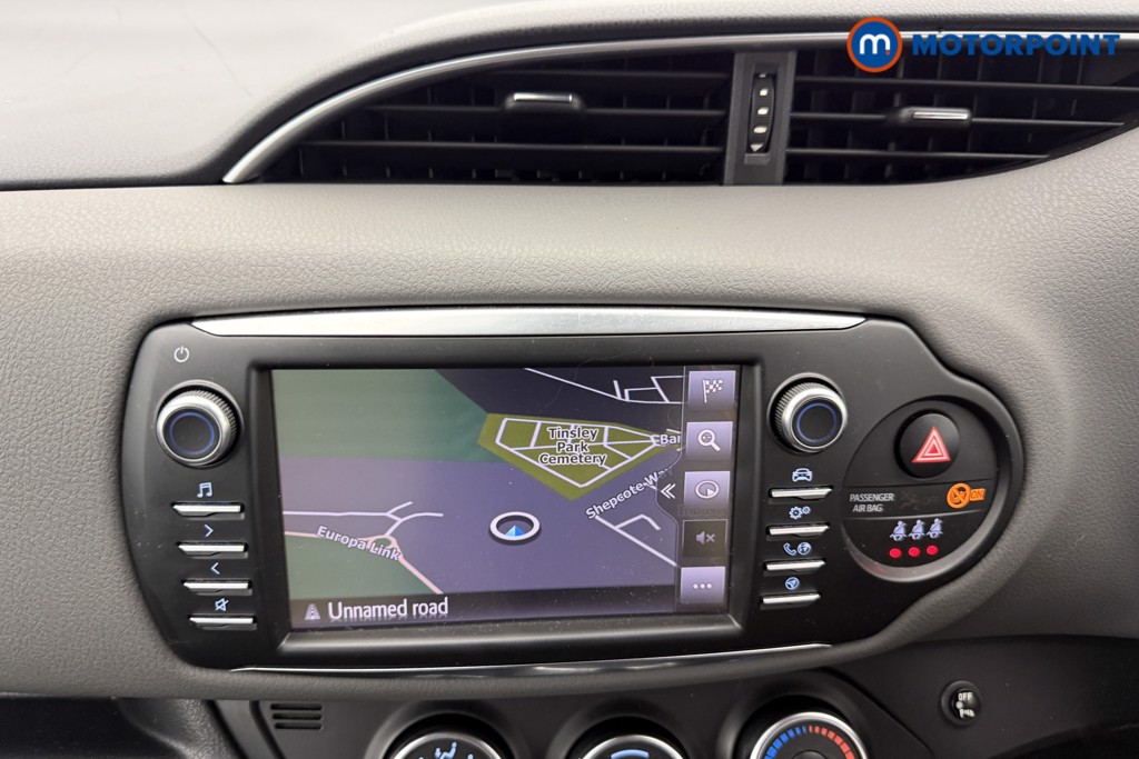 Toyota Yaris Icon Tech Manual Petrol Hatchback - Stock Number (1532569) - 2nd supplementary image