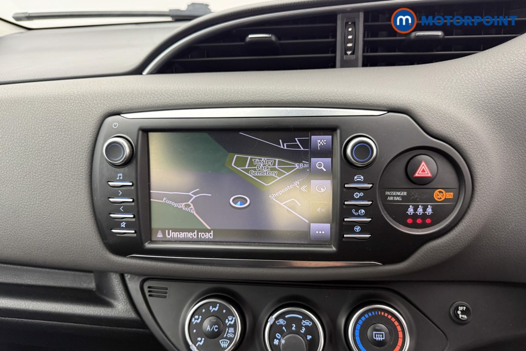 Toyota Yaris Icon Tech Manual Petrol Hatchback - Stock Number (1532569) - 7th supplementary image