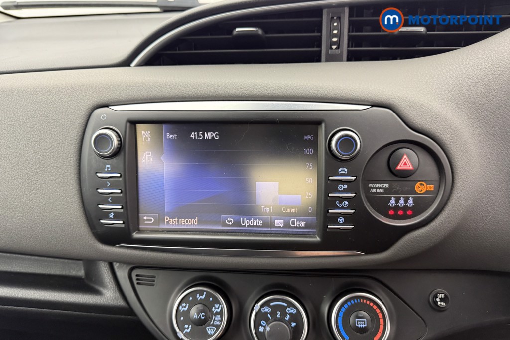 Toyota Yaris Icon Tech Manual Petrol Hatchback - Stock Number (1532569) - 9th supplementary image
