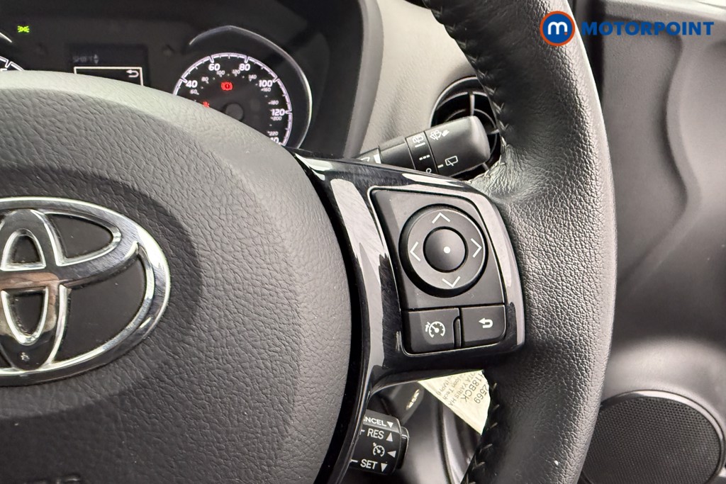 Toyota Yaris Icon Tech Manual Petrol Hatchback - Stock Number (1532569) - 14th supplementary image
