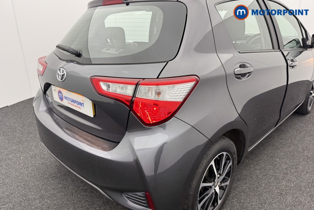 Toyota Yaris Icon Tech Manual Petrol Hatchback - Stock Number (1532569) - 25th supplementary image