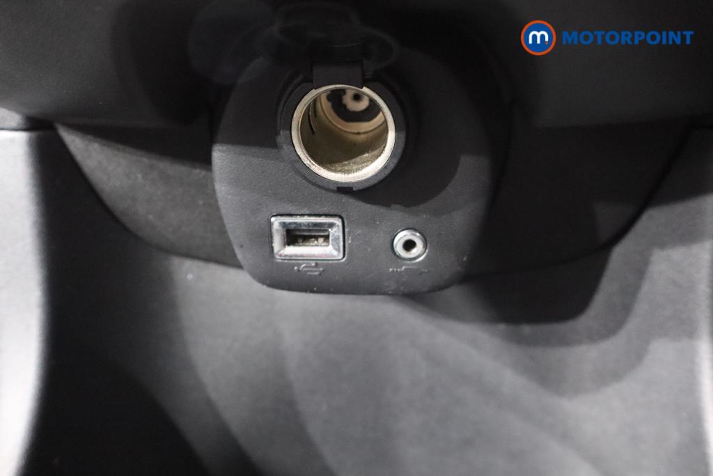 Toyota Aygo X-Play Manual Petrol Hatchback - Stock Number (1532952) - 6th supplementary image