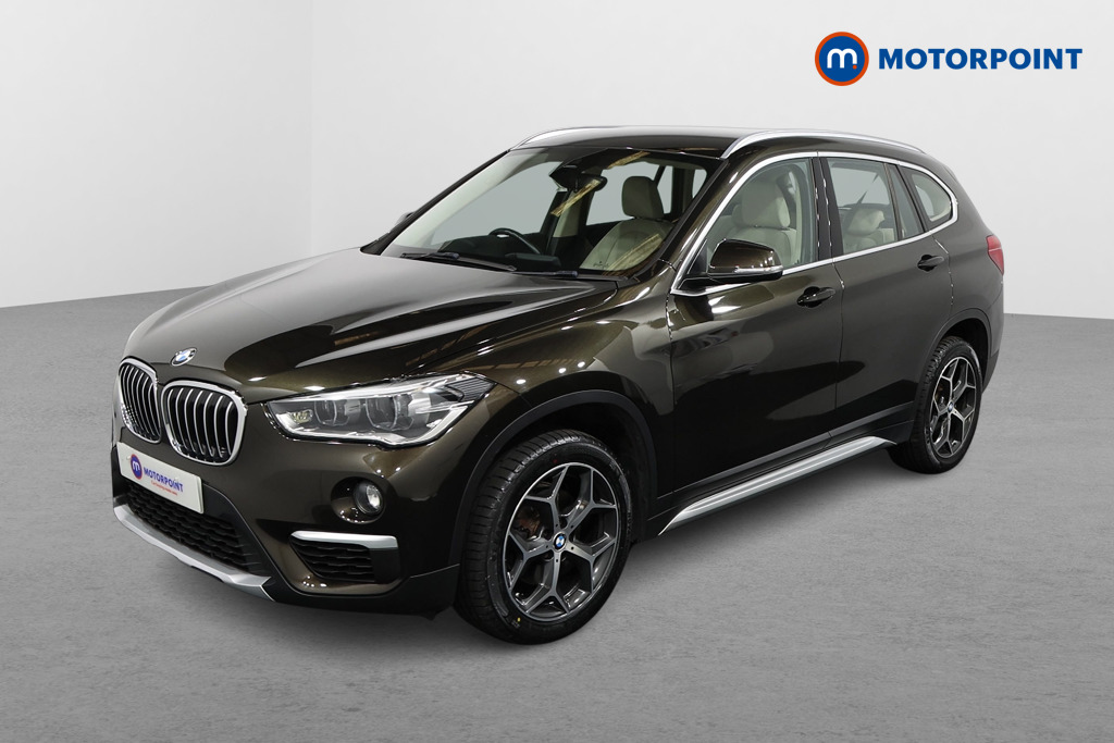 BMW X1 Xline Manual Petrol SUV - Stock Number (1533135) - Passenger side front corner
