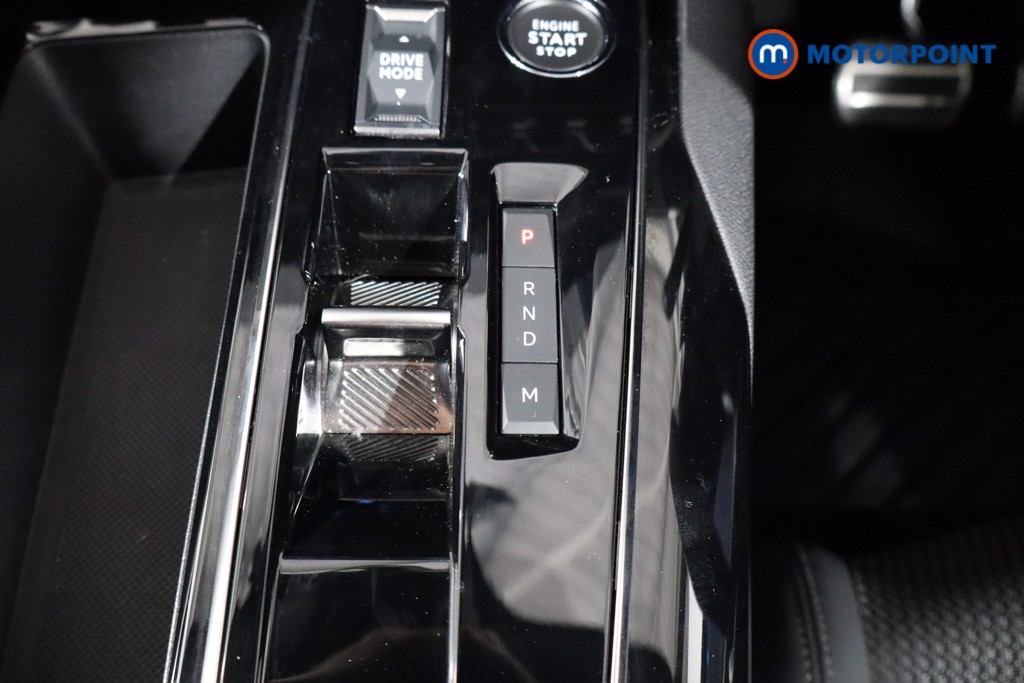 Peugeot 3008 GT Automatic Petrol-Electric Hybrid SUV - Stock Number (1533839) - 15th supplementary image