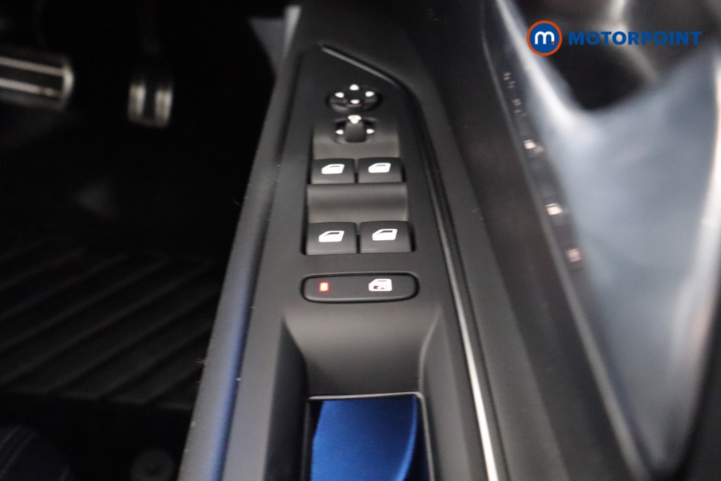 Peugeot 3008 GT Automatic Petrol-Electric Hybrid SUV - Stock Number (1533839) - 17th supplementary image