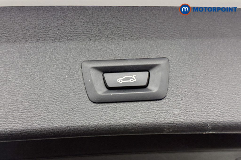 BMW X1 Xline Automatic Petrol SUV - Stock Number (1534074) - 21st supplementary image