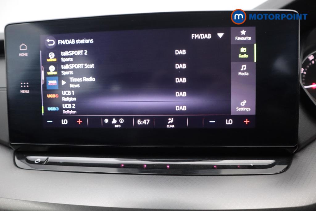 Skoda Octavia SE Manual Petrol Estate - Stock Number (1535863) - 2nd supplementary image