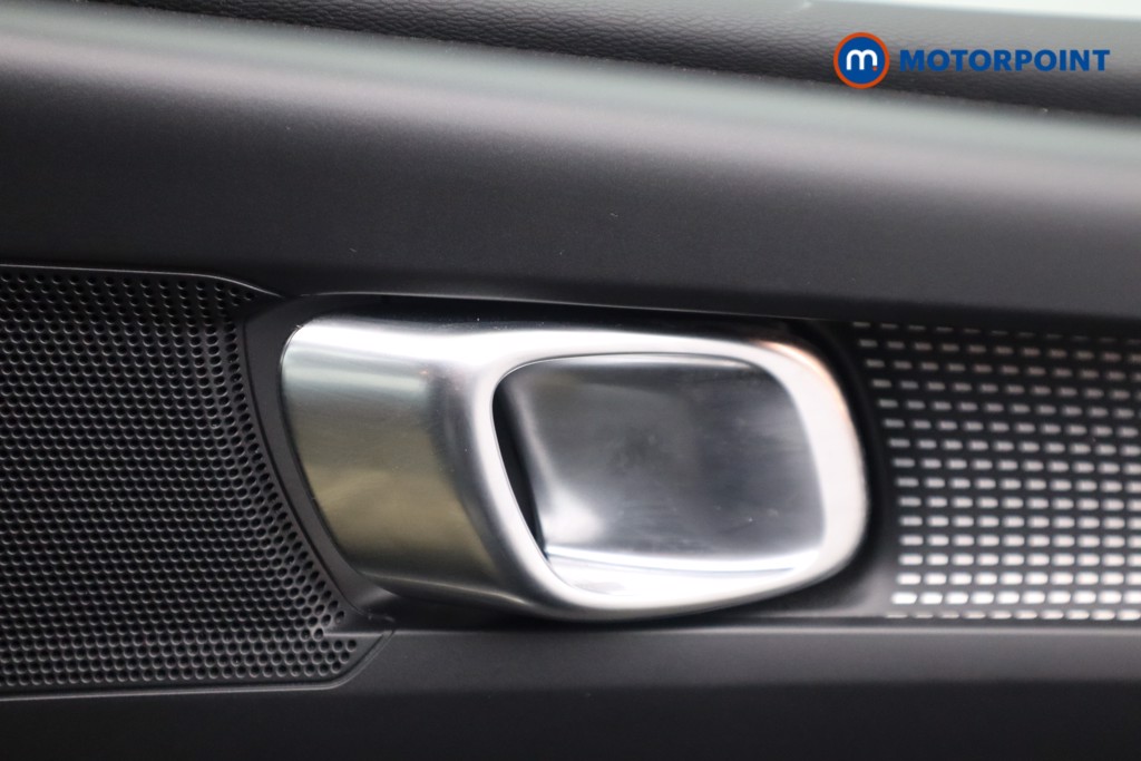 Volvo Xc40 R Design Manual Petrol SUV - Stock Number (1536491) - 14th supplementary image