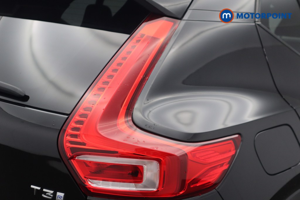 Volvo Xc40 R Design Manual Petrol SUV - Stock Number (1536491) - 22nd supplementary image