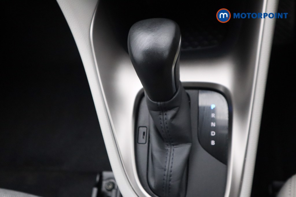 Toyota Yaris Excel Automatic Petrol-Electric Hybrid Hatchback - Stock Number (1537006) - 8th supplementary image