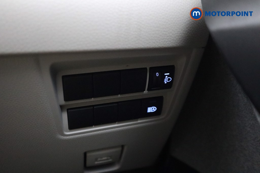 Toyota Yaris Excel Automatic Petrol-Electric Hybrid Hatchback - Stock Number (1537006) - 12th supplementary image