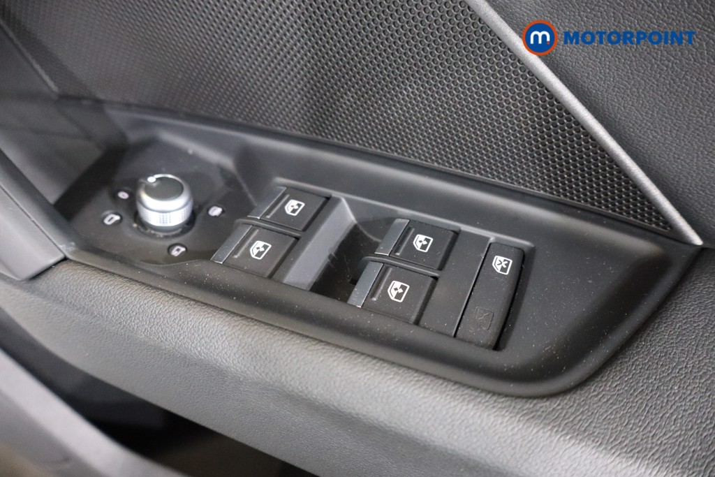 Audi A3 Sport Manual Petrol Saloon - Stock Number (1537280) - 9th supplementary image
