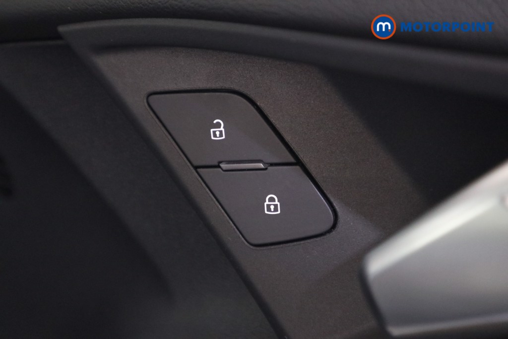 Audi A3 S Line Automatic Petrol Hatchback - Stock Number (1537311) - 11th supplementary image