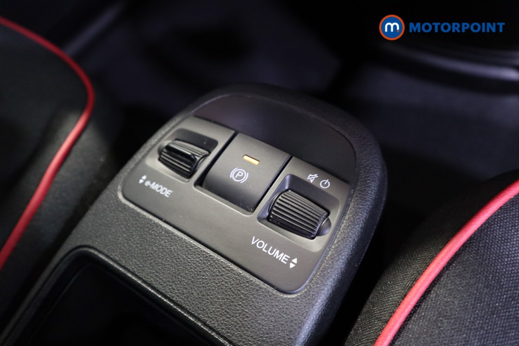 Fiat 500 RED Automatic Electric Hatchback - Stock Number (1537317) - 9th supplementary image