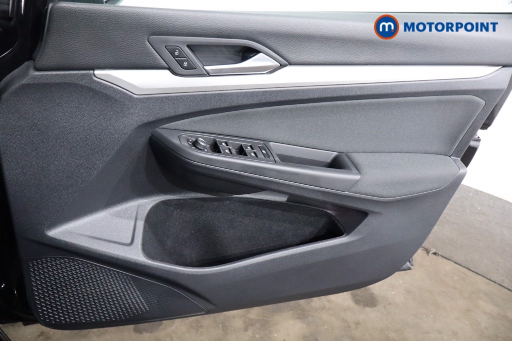 Volkswagen Golf Life Automatic Petrol Hatchback - Stock Number (1537724) - 22nd supplementary image