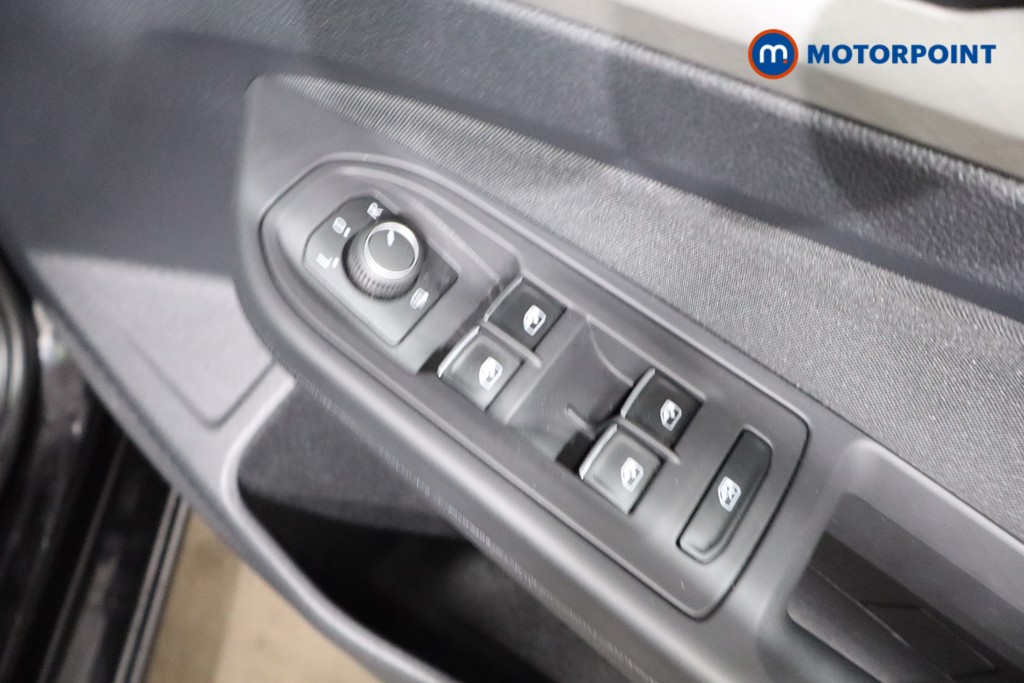 Volkswagen Golf Life Automatic Petrol Hatchback - Stock Number (1537724) - 23rd supplementary image
