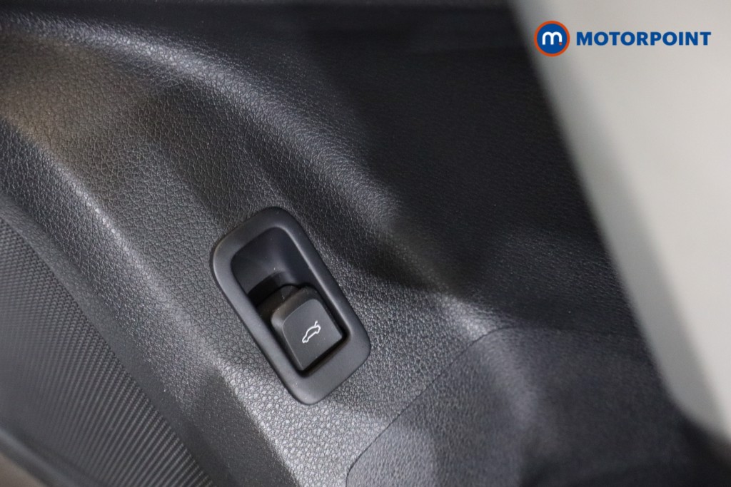 Audi Q2 S Line Automatic Petrol SUV - Stock Number (1537991) - 11th supplementary image