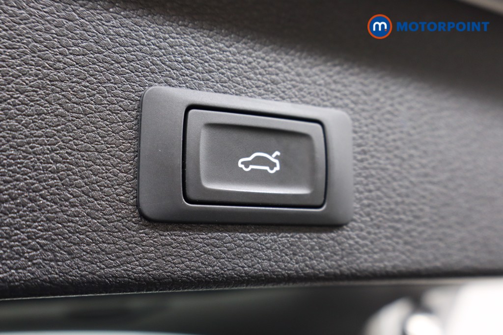 Audi Q2 S Line Automatic Petrol SUV - Stock Number (1537991) - 18th supplementary image