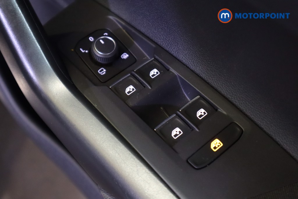 Volkswagen Taigo Style Manual Petrol SUV - Stock Number (1538346) - 4th supplementary image