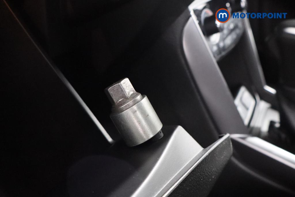 Suzuki S-Cross Motion Automatic Petrol-Electric Hybrid SUV - Stock Number (1539436) - 13th supplementary image