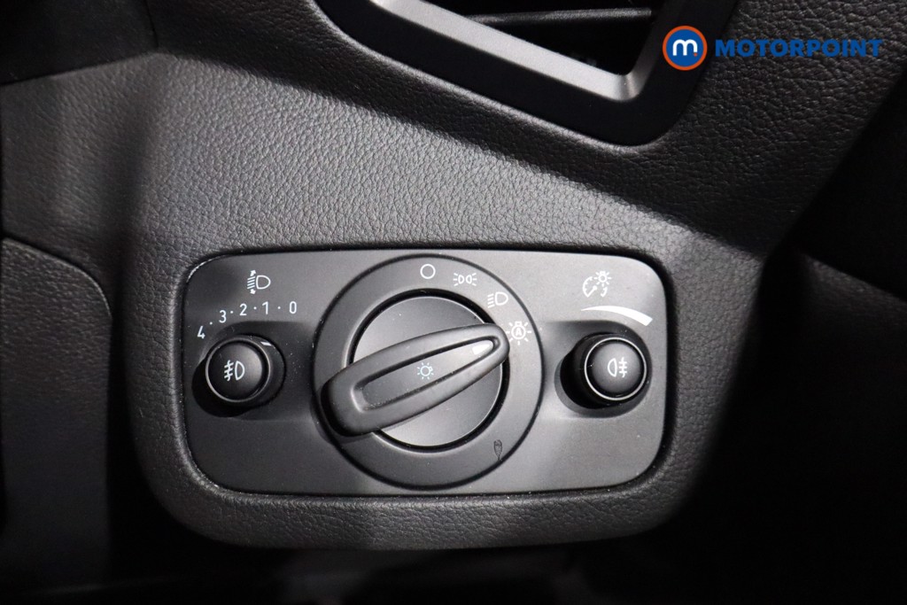 Ford C-Max Titanium Automatic Diesel People Carrier - Stock Number (1539488) - 19th supplementary image