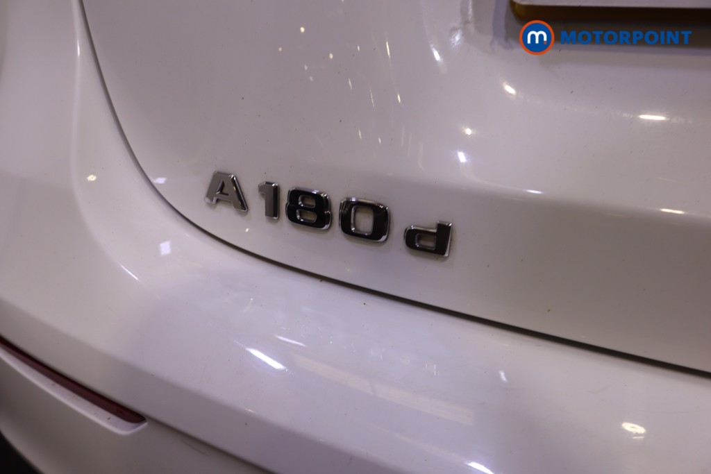 Mercedes-Benz A Class Amg Line Automatic Diesel Hatchback - Stock Number (1539627) - 21st supplementary image